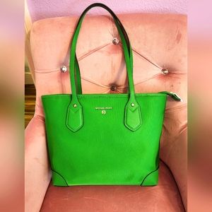 MICHAEL KORS Eva Small Top Zip Tote with dual shoulder KELLY GREEN NWT